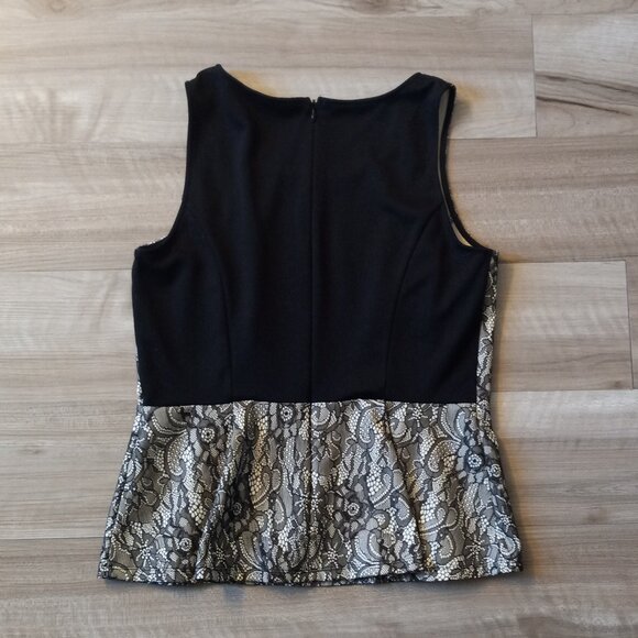 Elle Floral Lace Sleeveless Blouse Size Medium - Picture 4 of 5